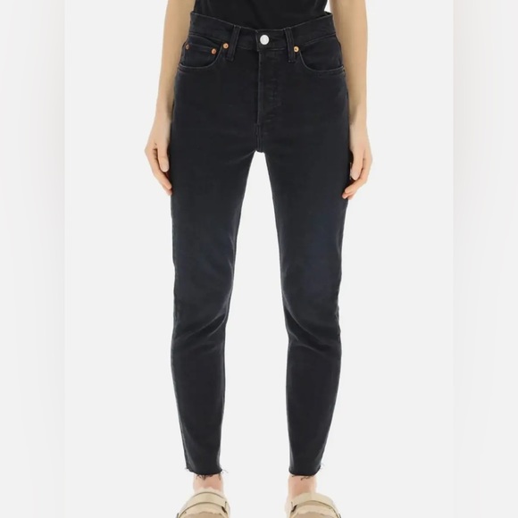 RE/DONE | High Rise Ankle Crop in Faded Black - Picture 3 of 10